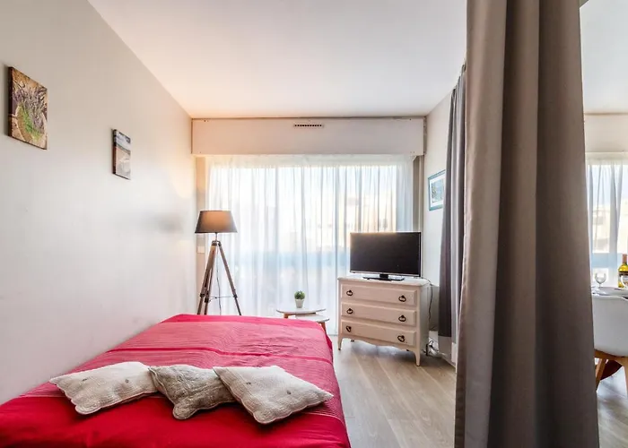 Le Maxime-2 By Interhome * Sainte-Maxime