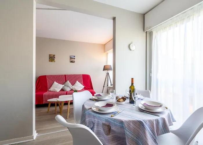 Apartment Le Maxime-2 By Interhome